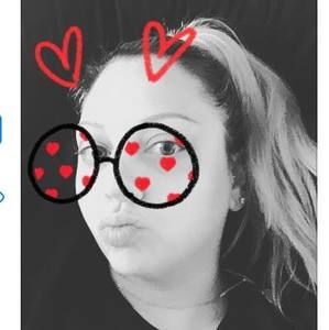 Meet your Posher, Roseann